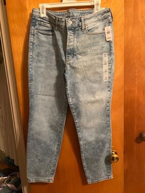 Old Navy Light Wash High-Rise OG Straight Ankle Jeans
